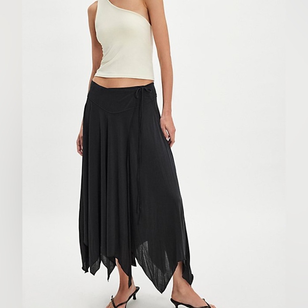 FREE PEOPLE  Rae Knit Cascade Skirt - Black